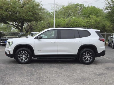 2025 GMC Acadia AWD AT4