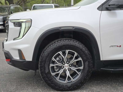 2025 GMC Acadia AWD AT4