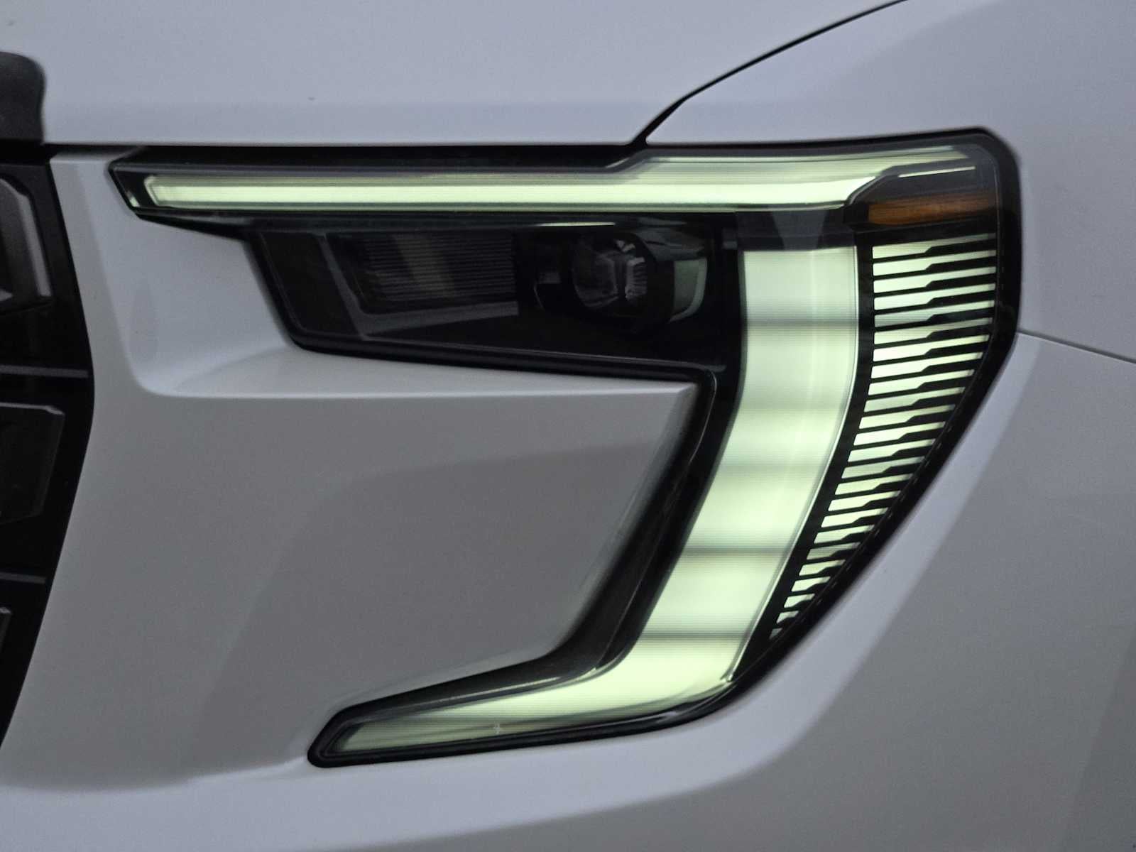 2025 GMC Acadia AWD AT4