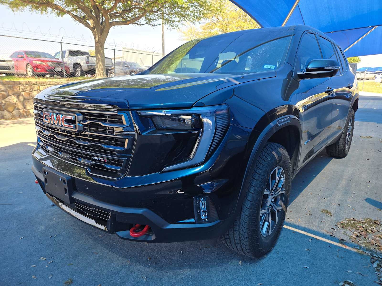 2025 GMC Acadia AWD AT4