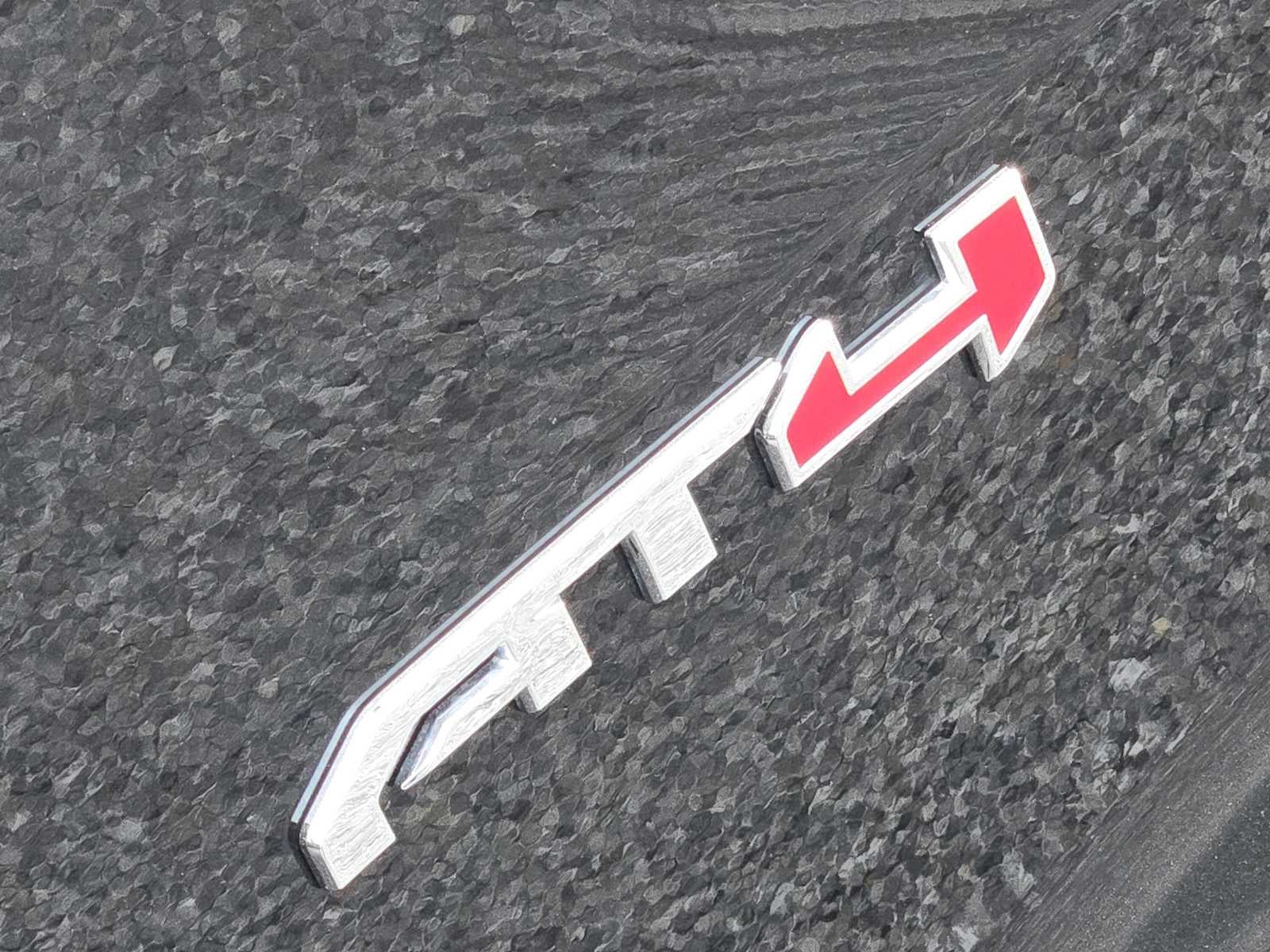 2025 GMC Acadia AWD AT4