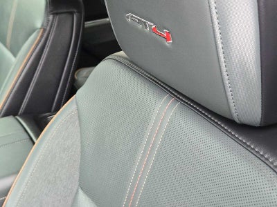 2025 GMC Acadia AWD AT4