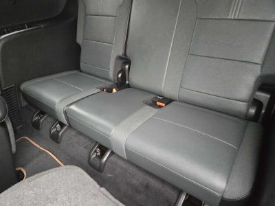 2025 GMC Acadia AWD AT4