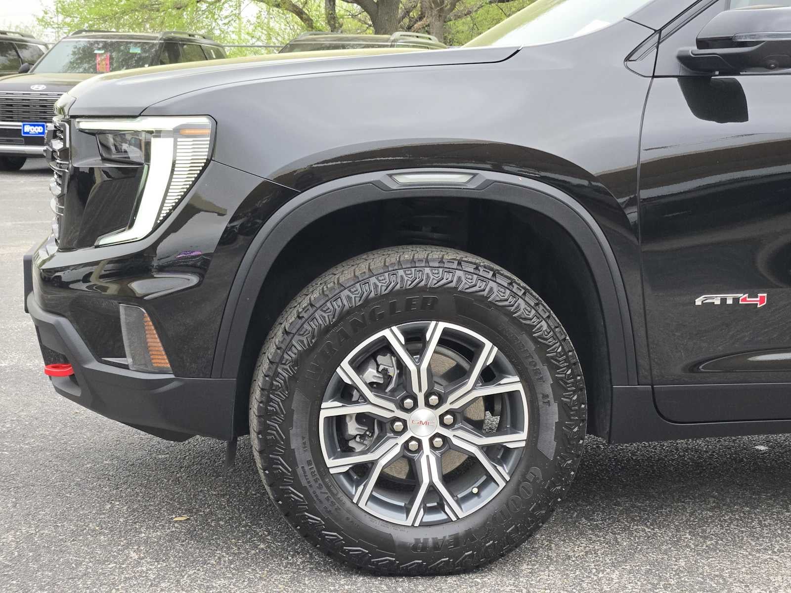 2025 GMC Acadia AWD AT4