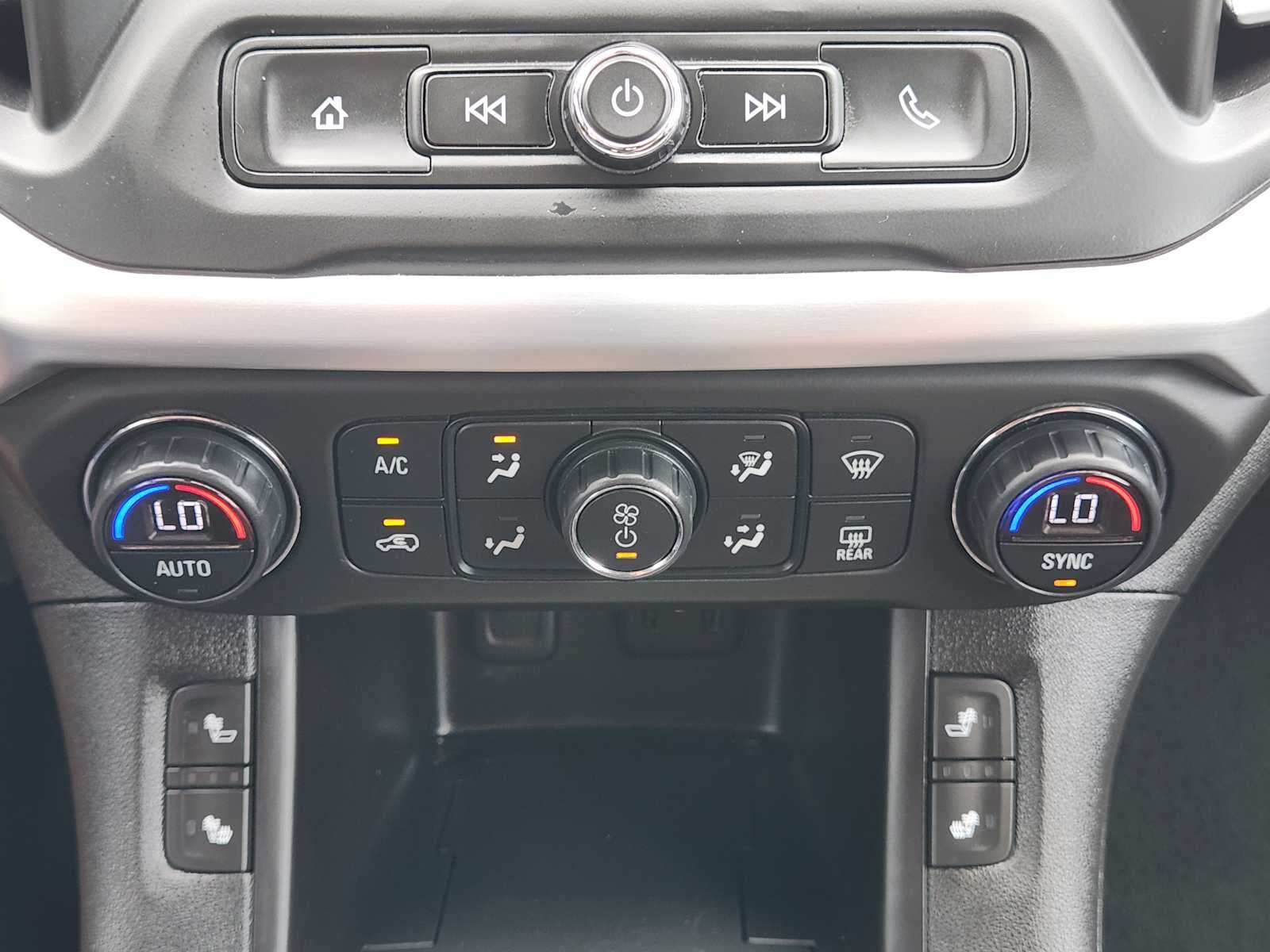 2017 GMC Acadia SLE