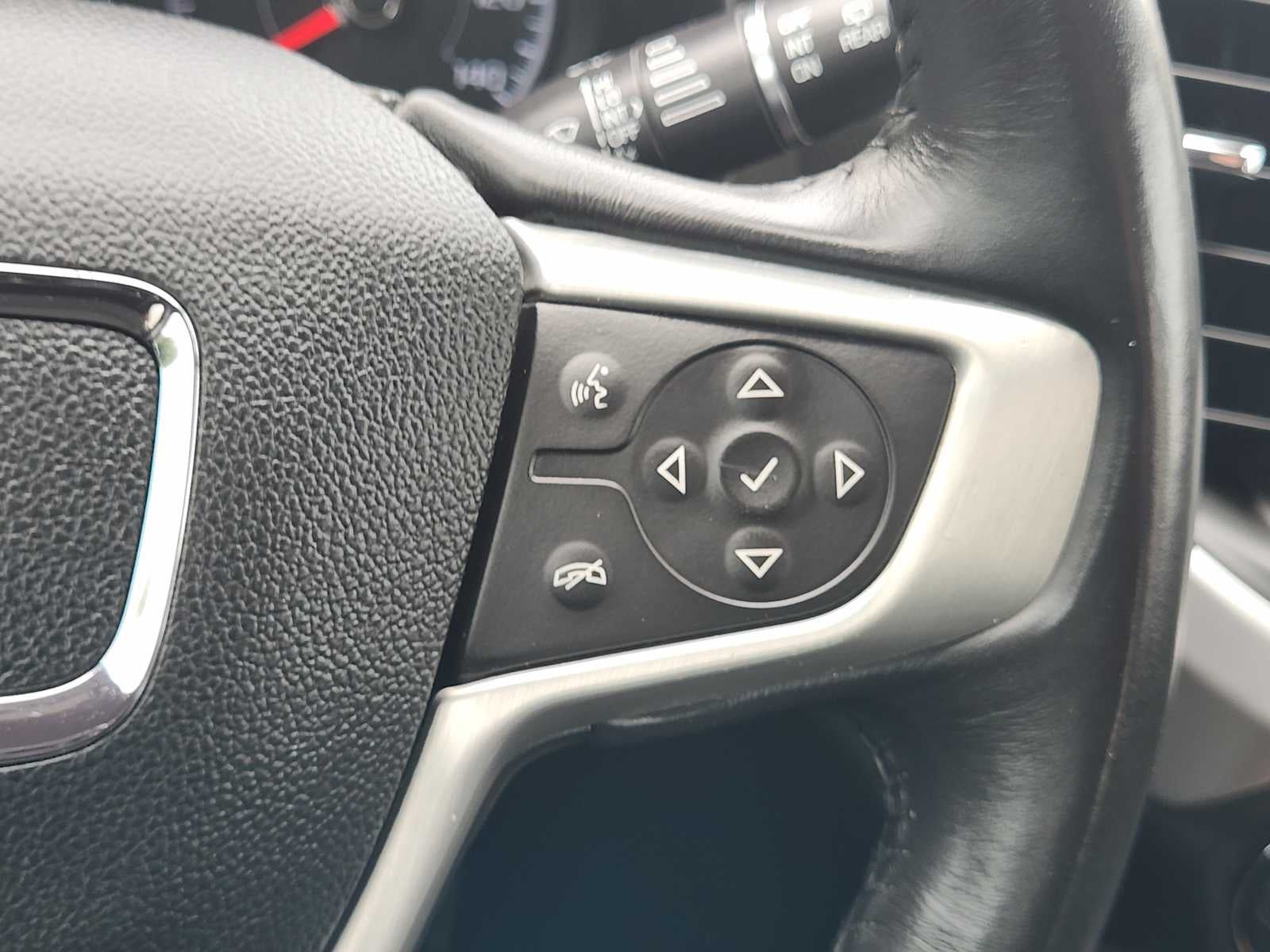 2017 GMC Acadia SLE