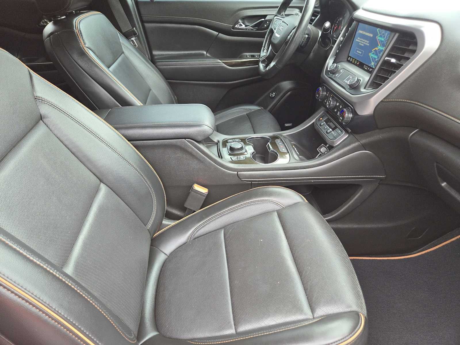 2022 GMC Acadia AT4