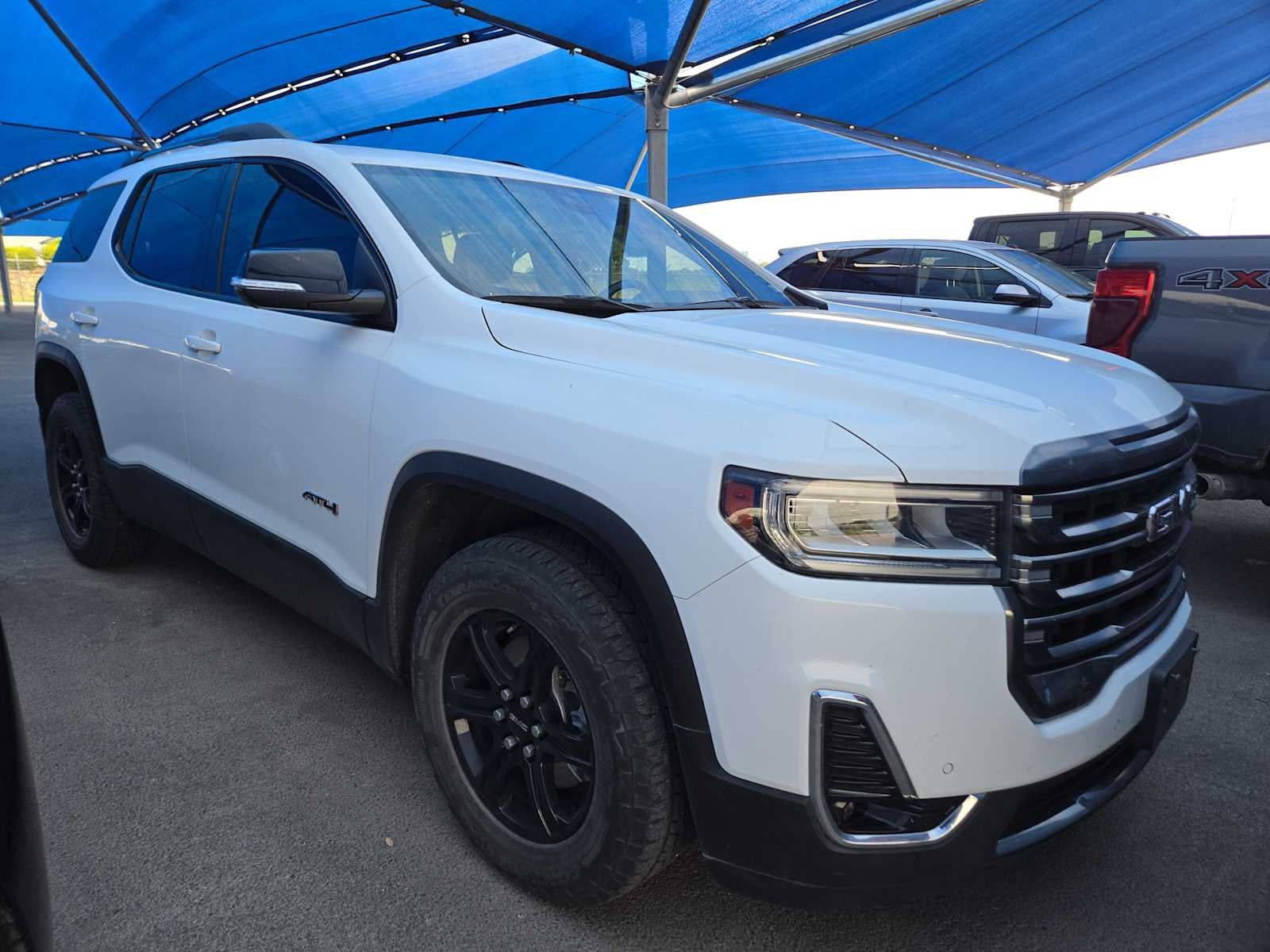 2022 GMC Acadia AT4