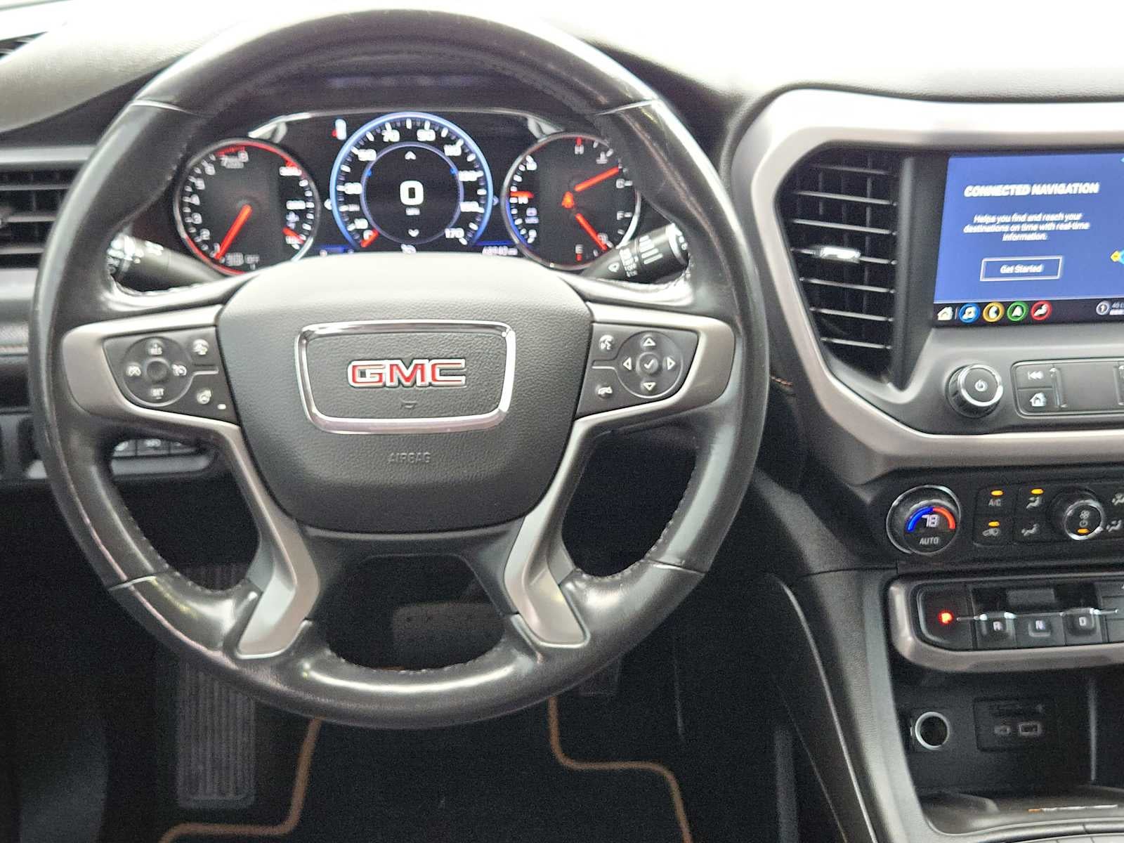 2022 GMC Acadia AT4