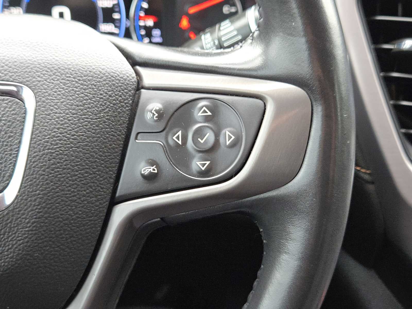 2022 GMC Acadia AT4