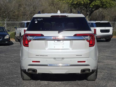 2023 GMC Acadia Denali