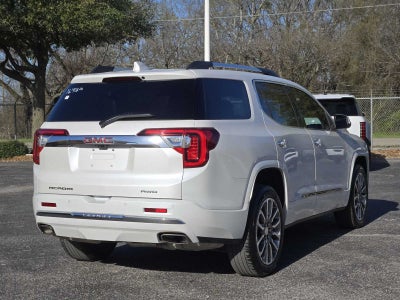 2023 GMC Acadia Denali