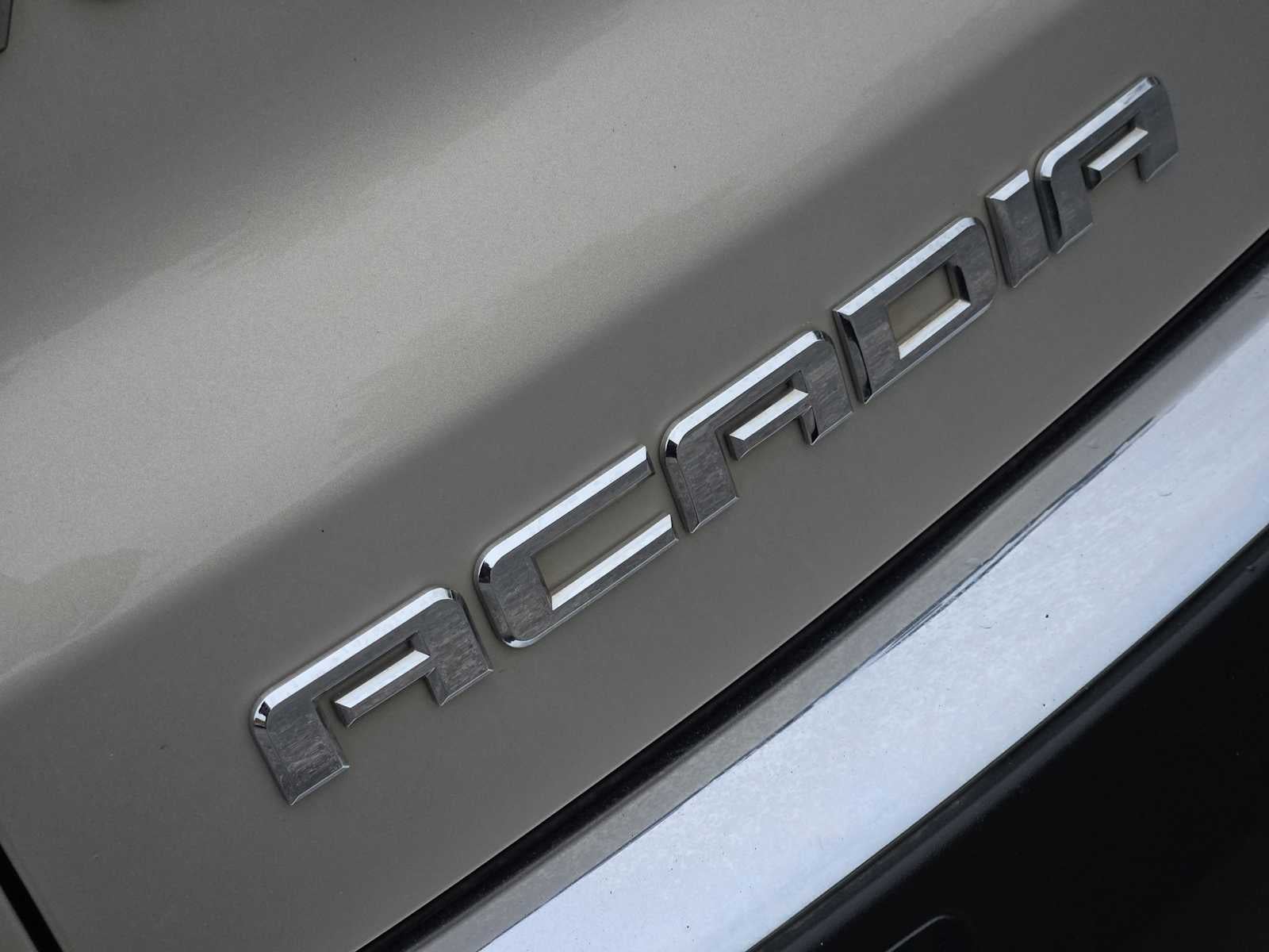 2011 GMC Acadia SLT1