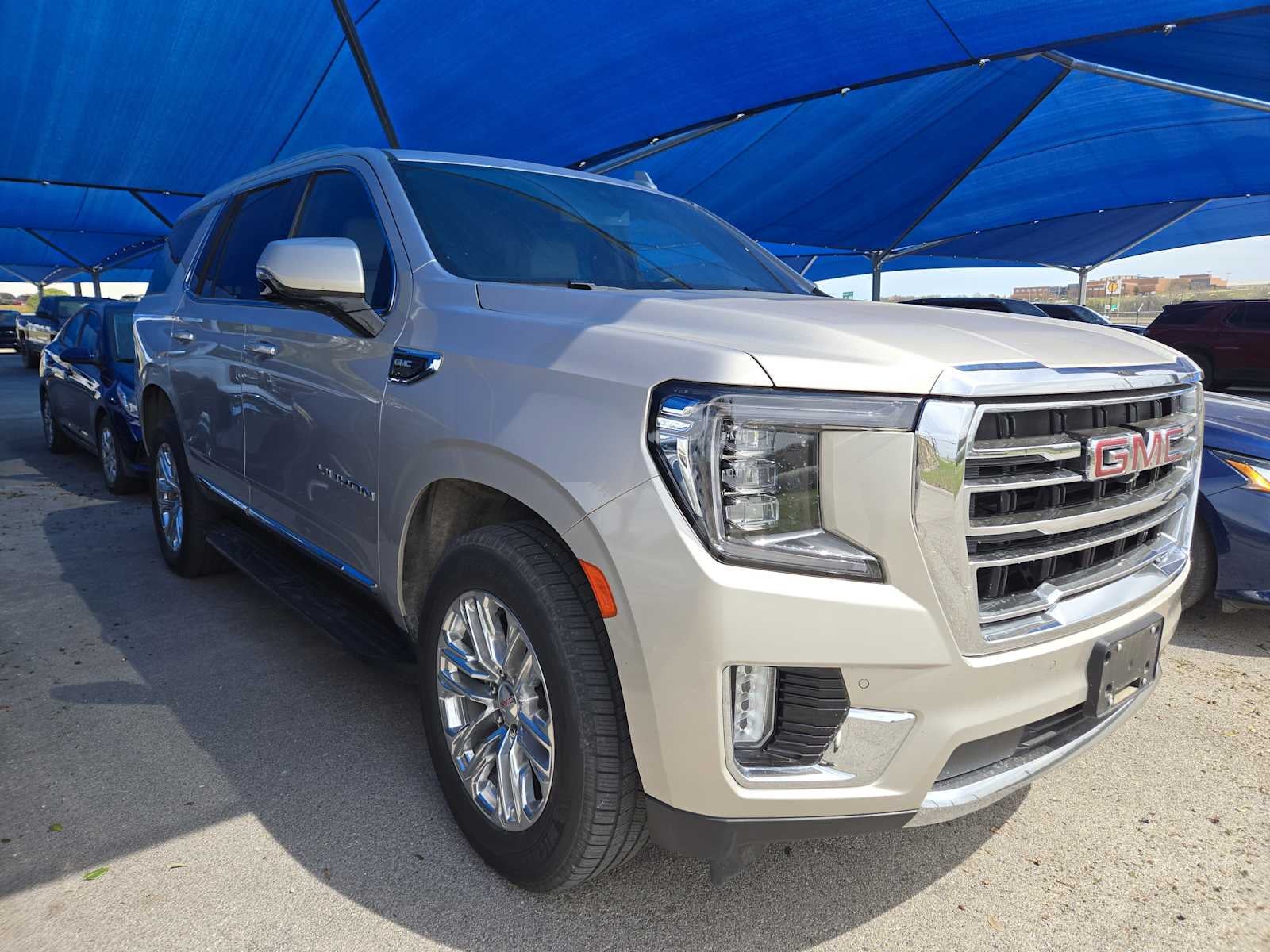 2021 GMC Yukon SLT
