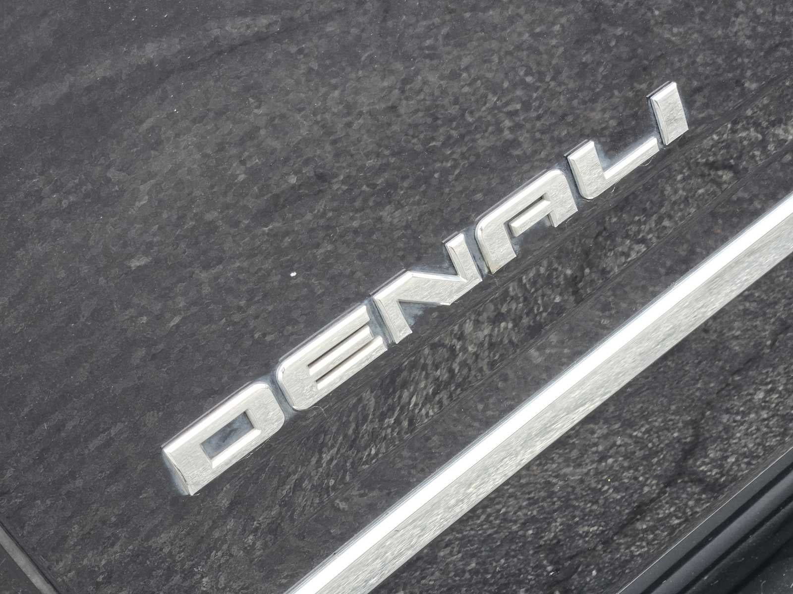 2020 GMC Yukon Denali Denali