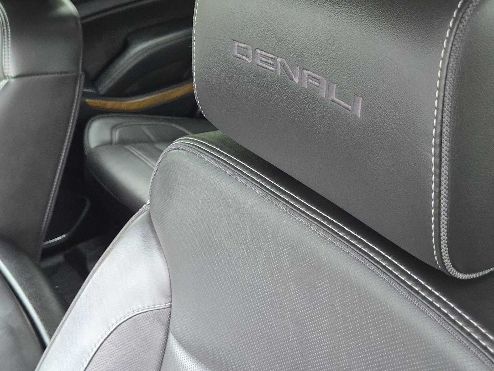 2020 GMC Yukon Denali Denali