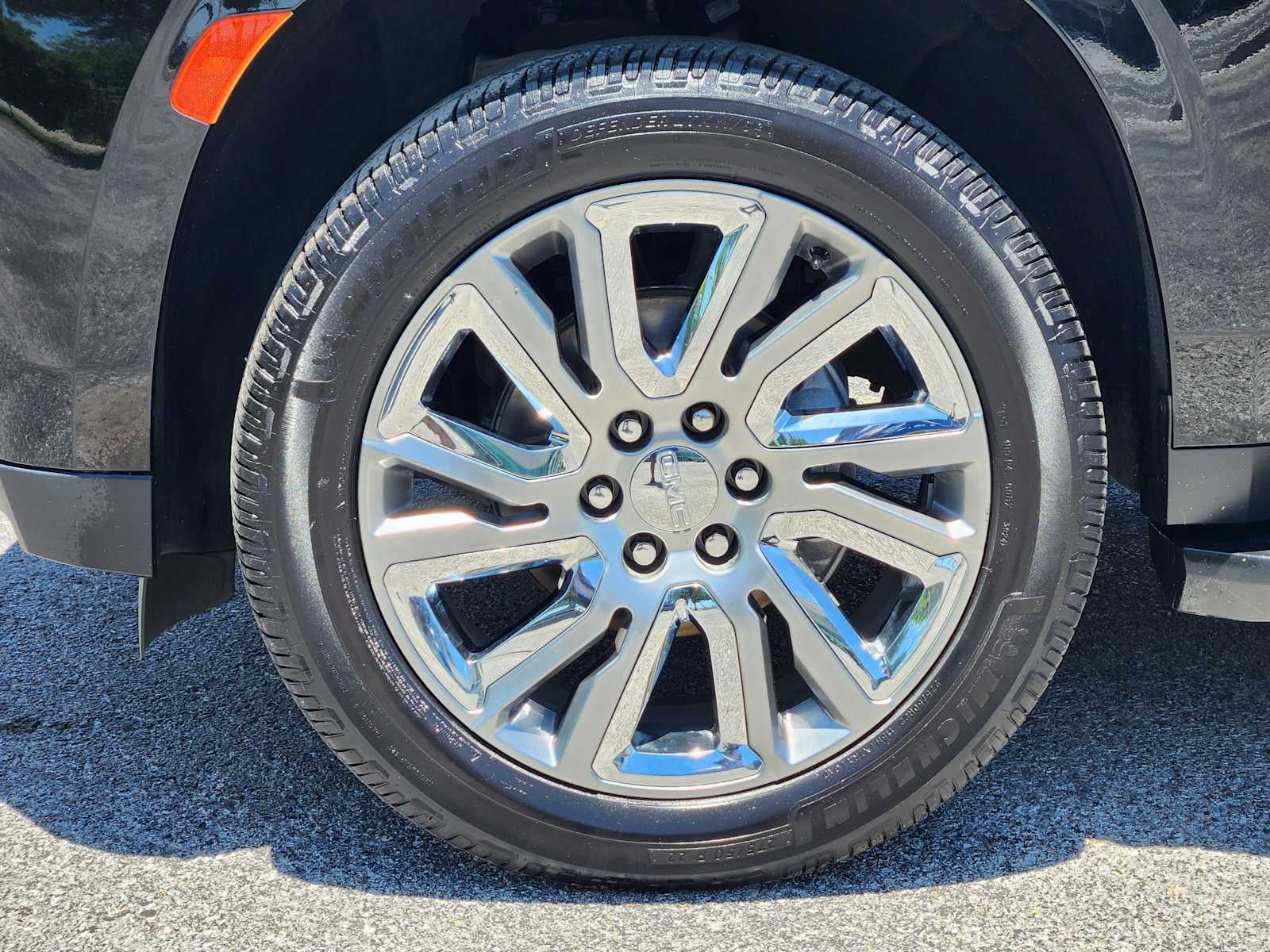2021 GMC Yukon XL SLT
