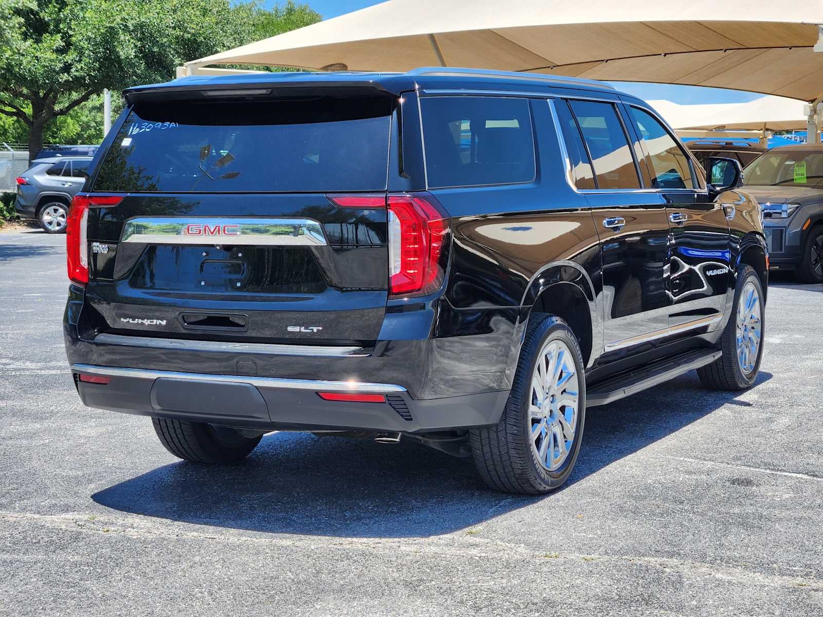 2021 GMC Yukon XL SLT