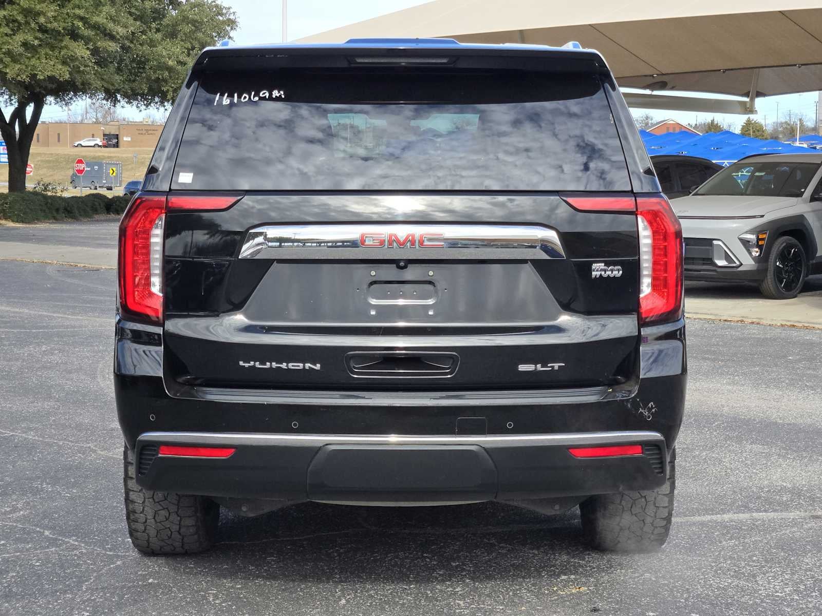 2021 GMC Yukon SLT