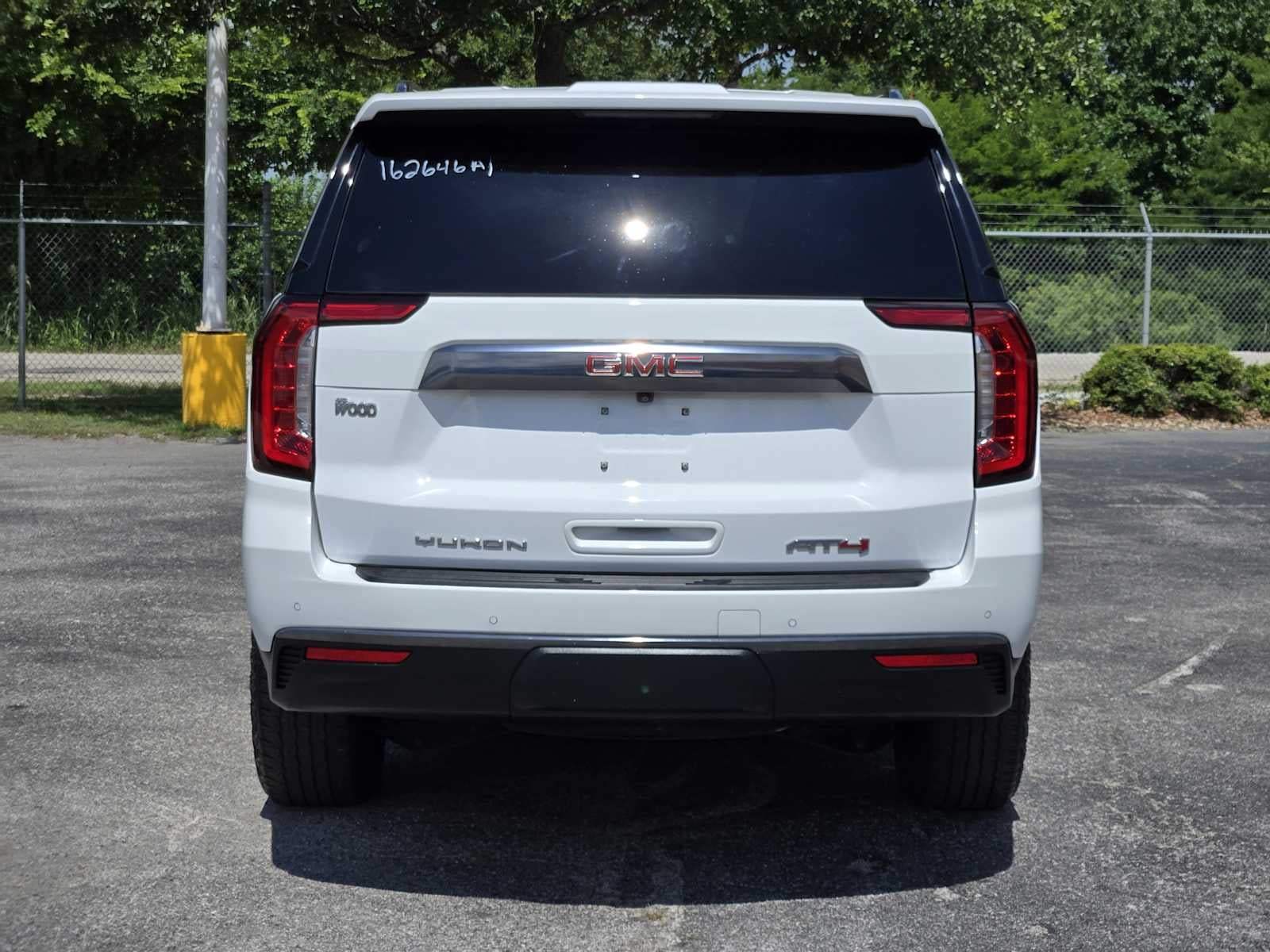 2024 GMC Yukon AT4
