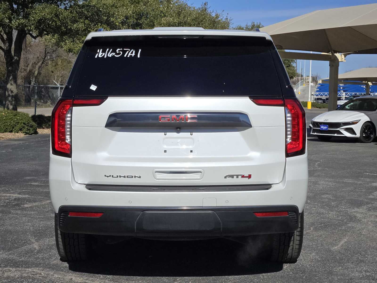 2023 GMC Yukon AT4