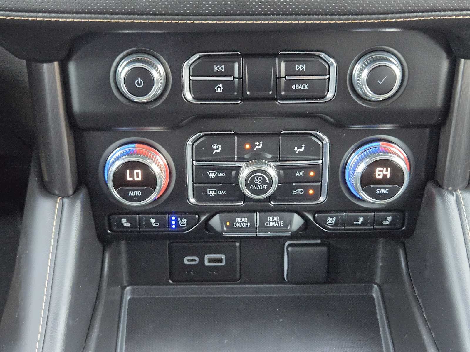 2023 GMC Yukon AT4