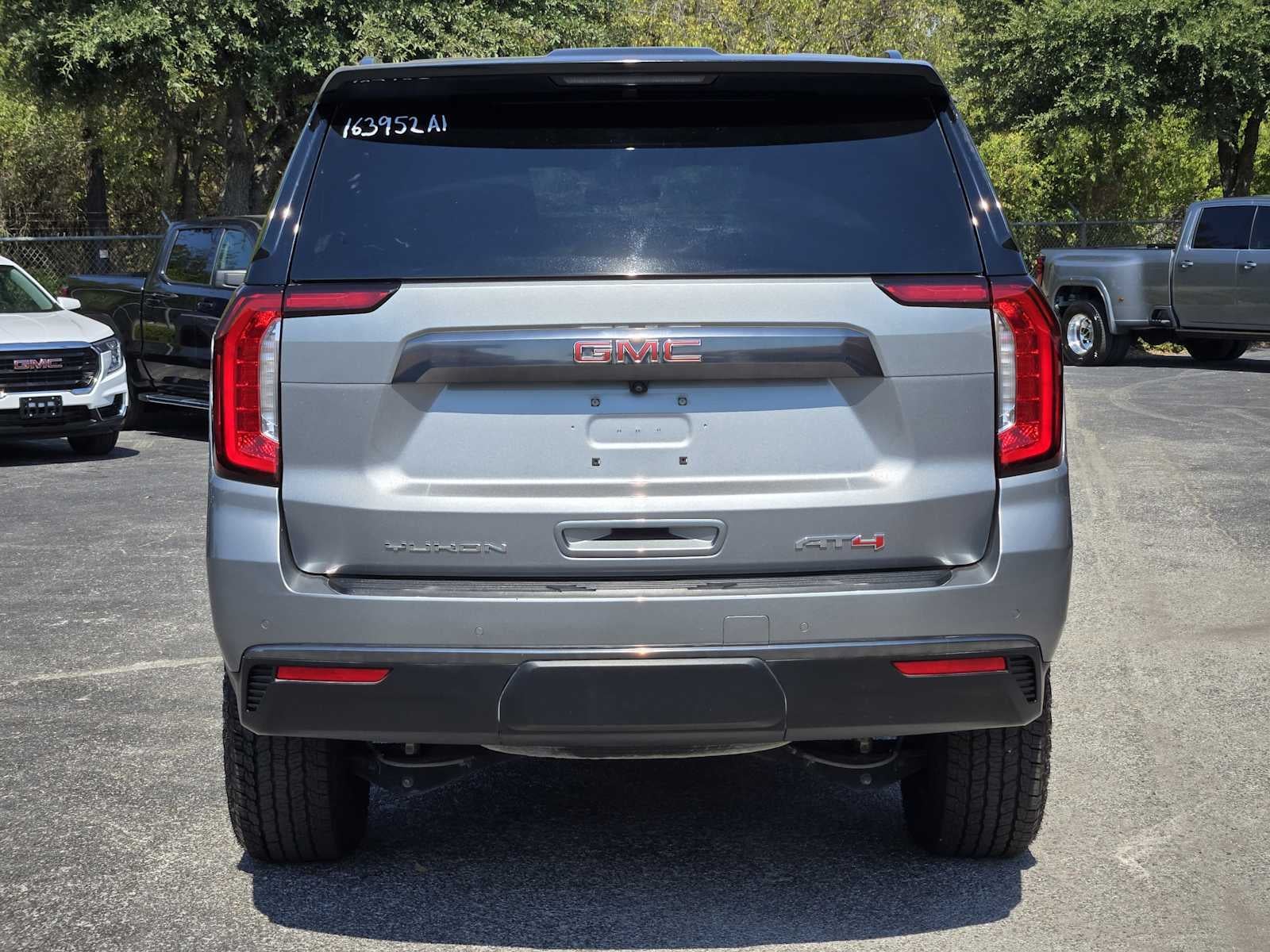 2023 GMC Yukon AT4