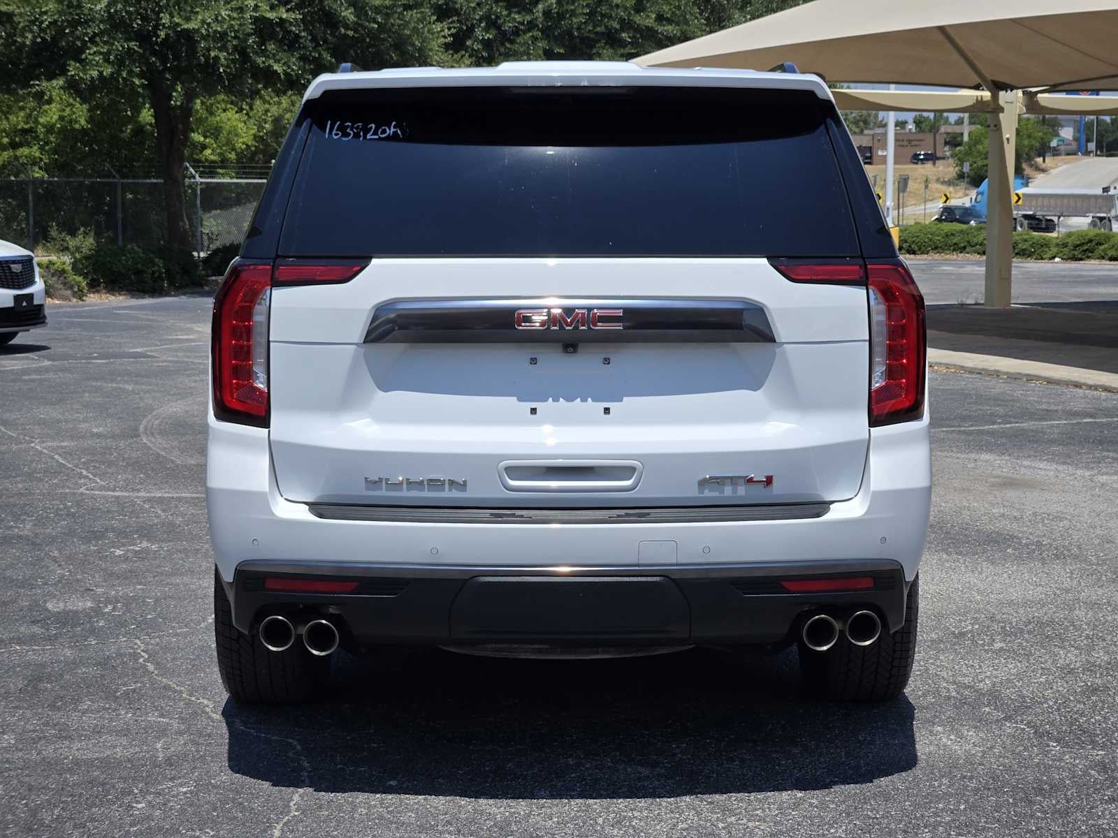 2023 GMC Yukon AT4