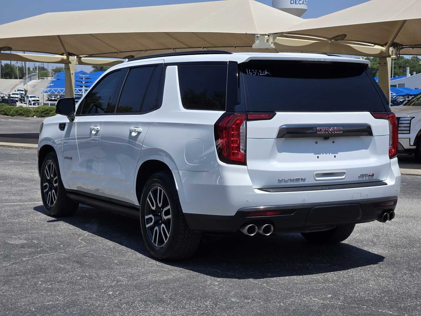 2023 GMC Yukon AT4