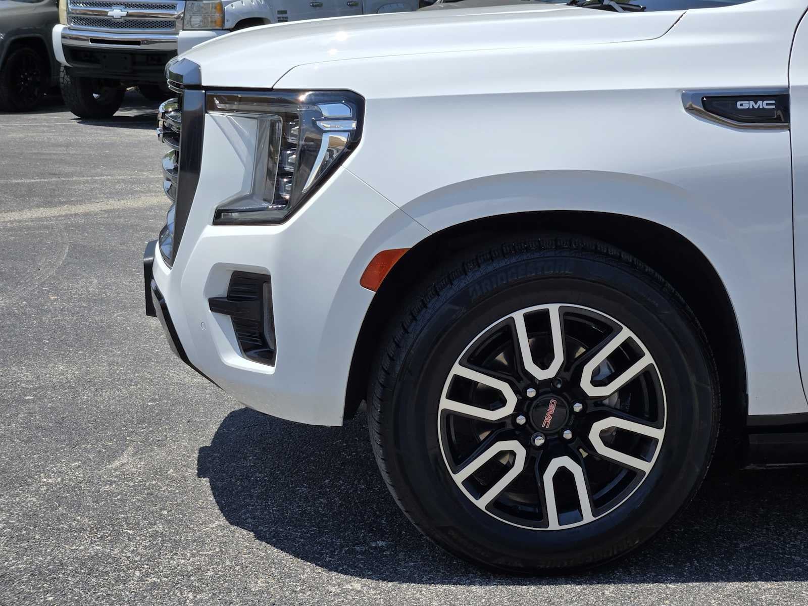 2023 GMC Yukon AT4