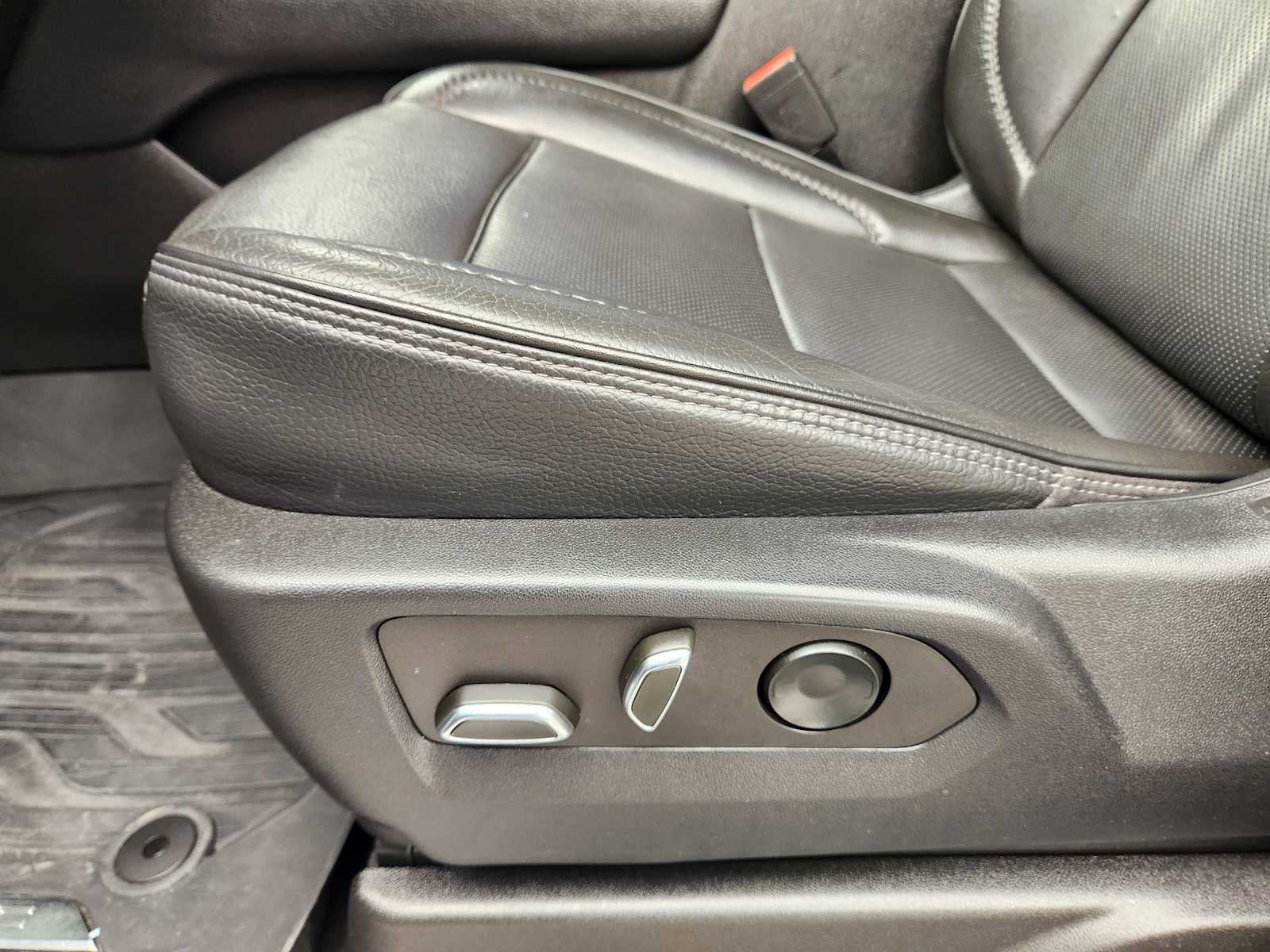 2022 GMC Yukon Denali Denali