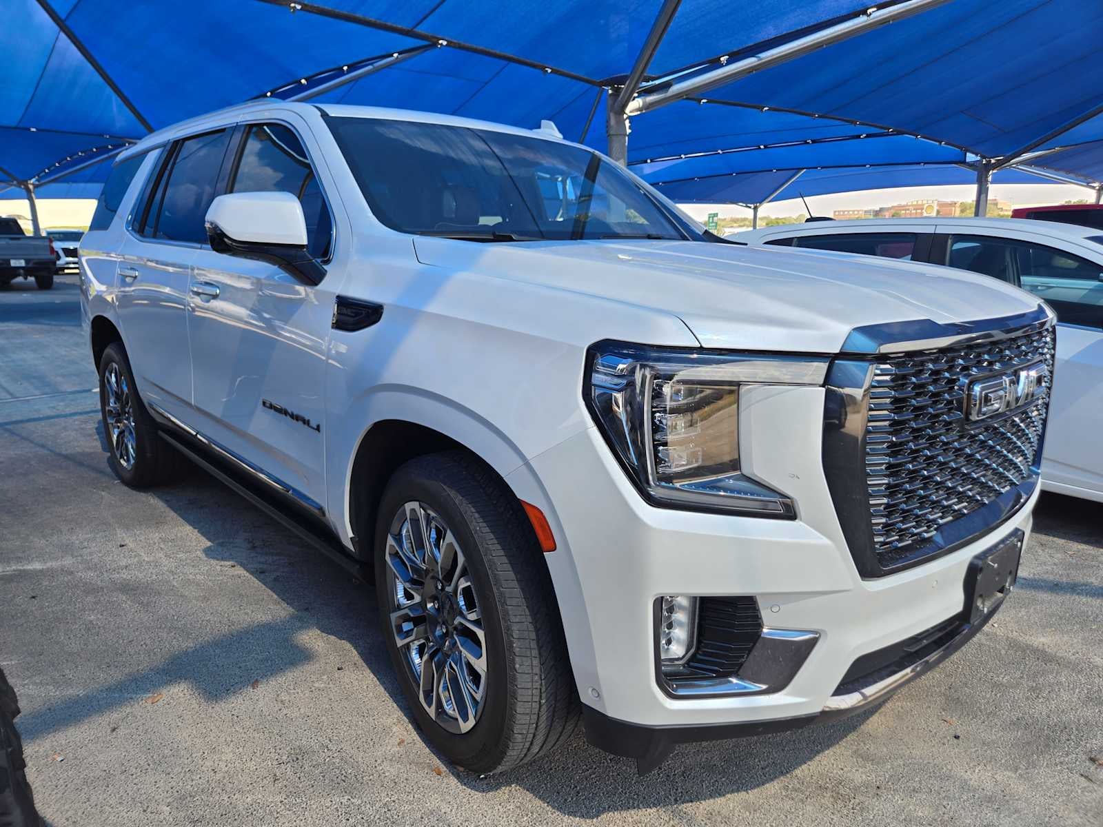 2023 GMC Yukon Denali Ultimate Denali Ultimate