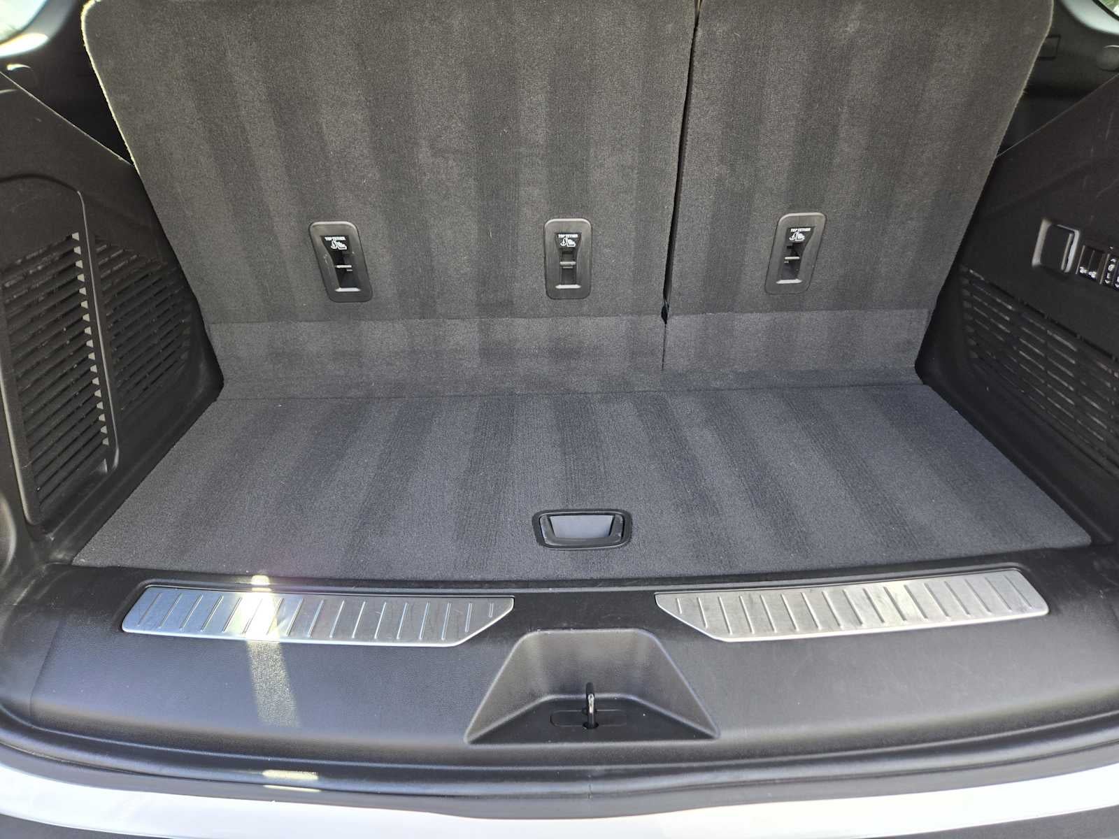 2023 GMC Yukon Denali Ultimate Denali Ultimate