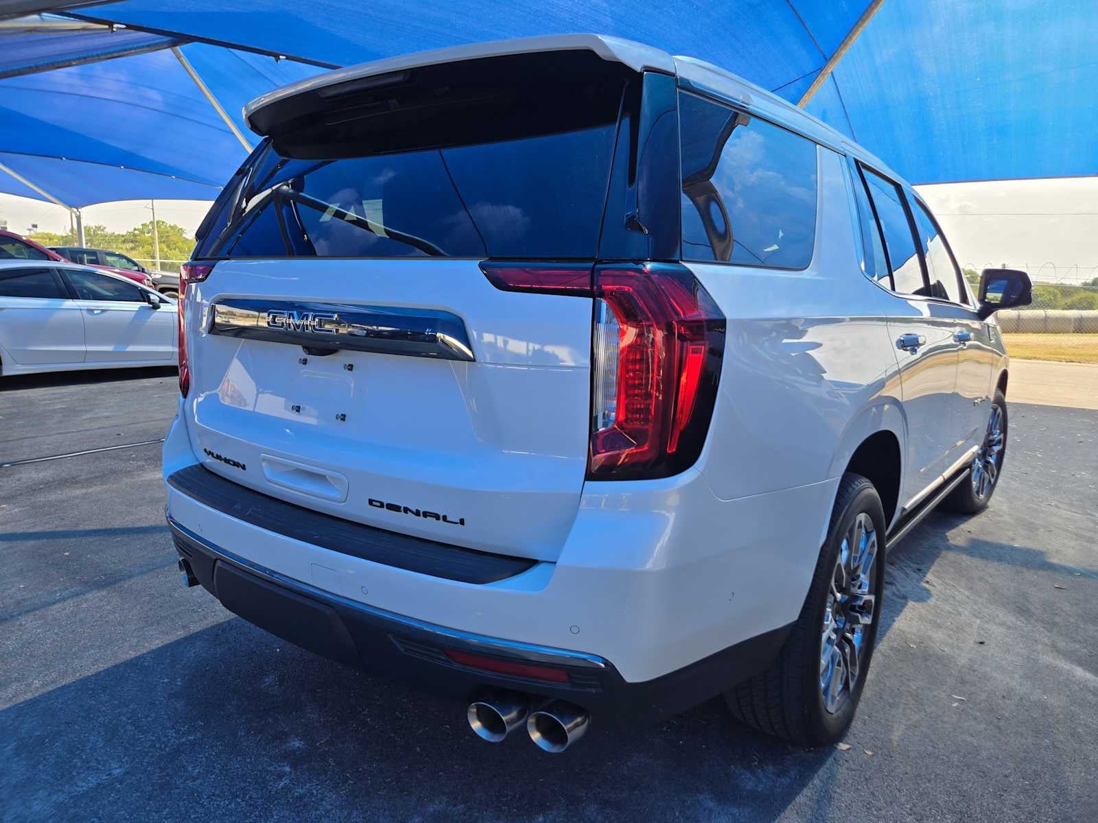 2023 GMC Yukon Denali Ultimate Denali Ultimate