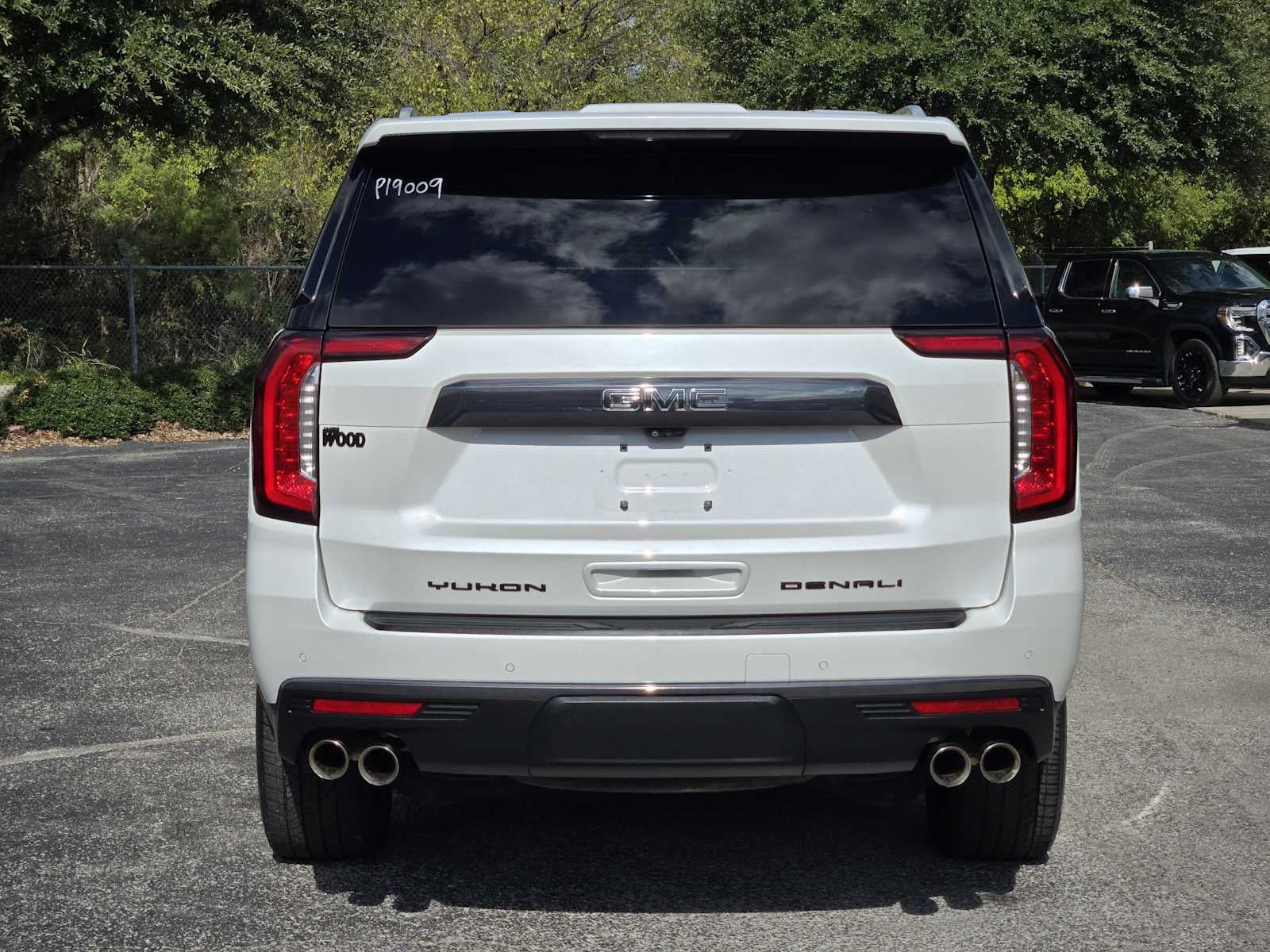 2023 GMC Yukon Denali Ultimate Denali Ultimate
