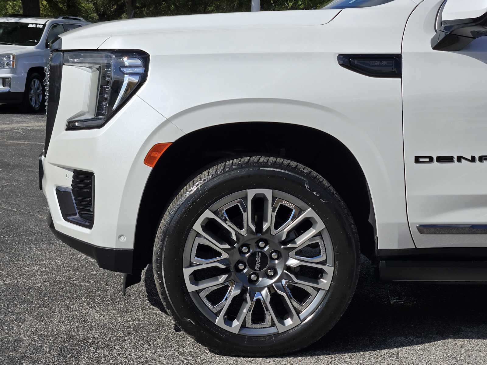 2023 GMC Yukon Denali Ultimate Denali Ultimate