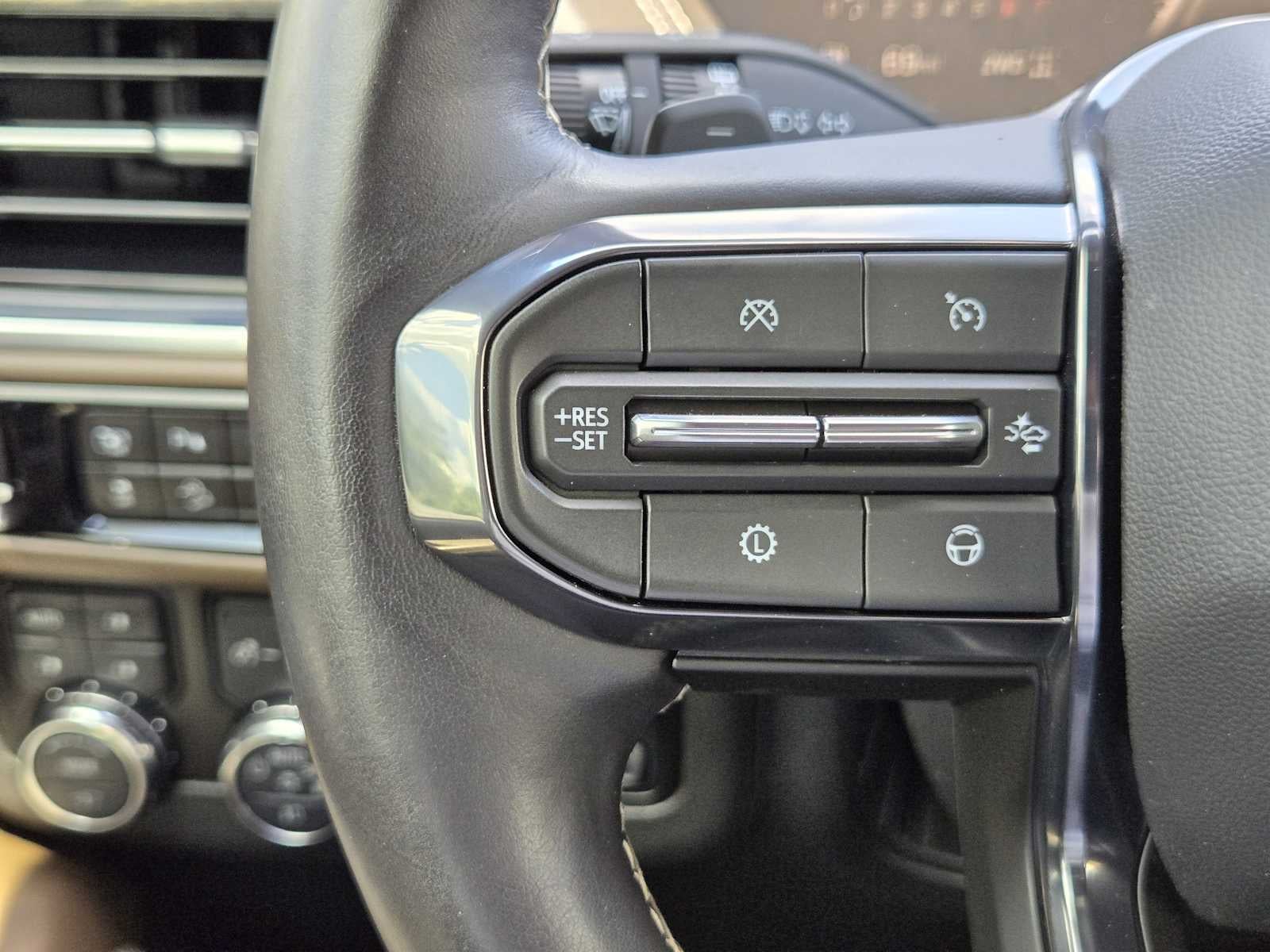 2025 GMC Yukon Denali Ultimate Denali Ultimate