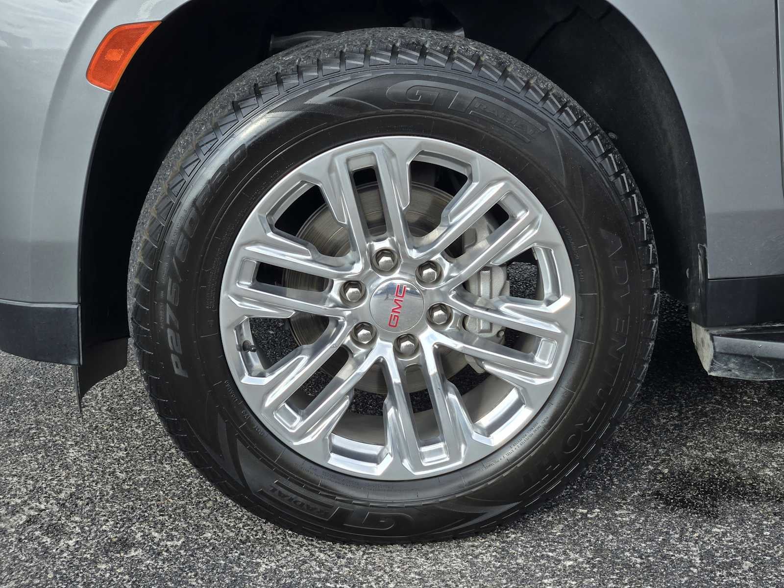 2023 GMC Yukon XL SLT