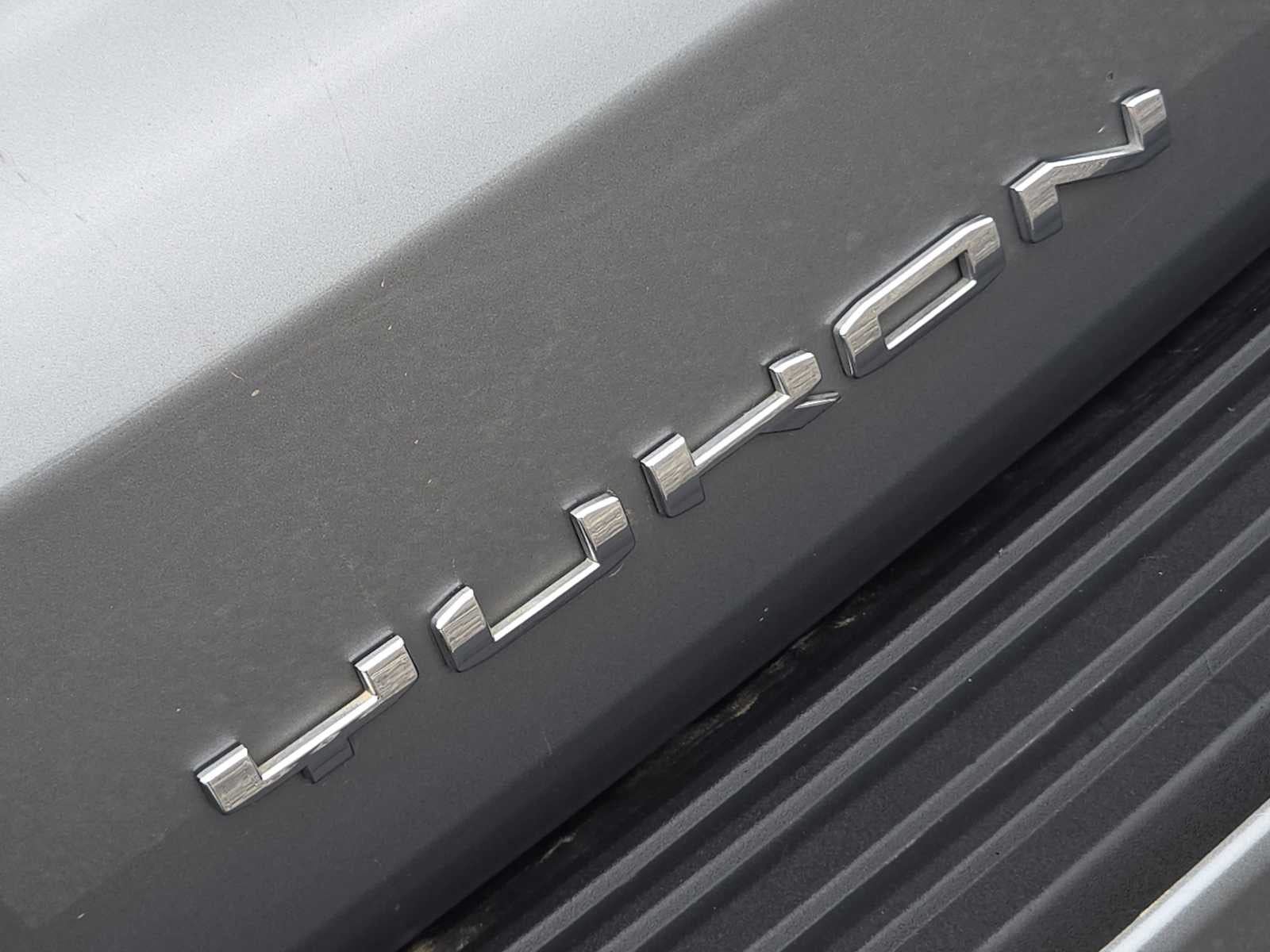 2024 GMC Yukon XL AT4