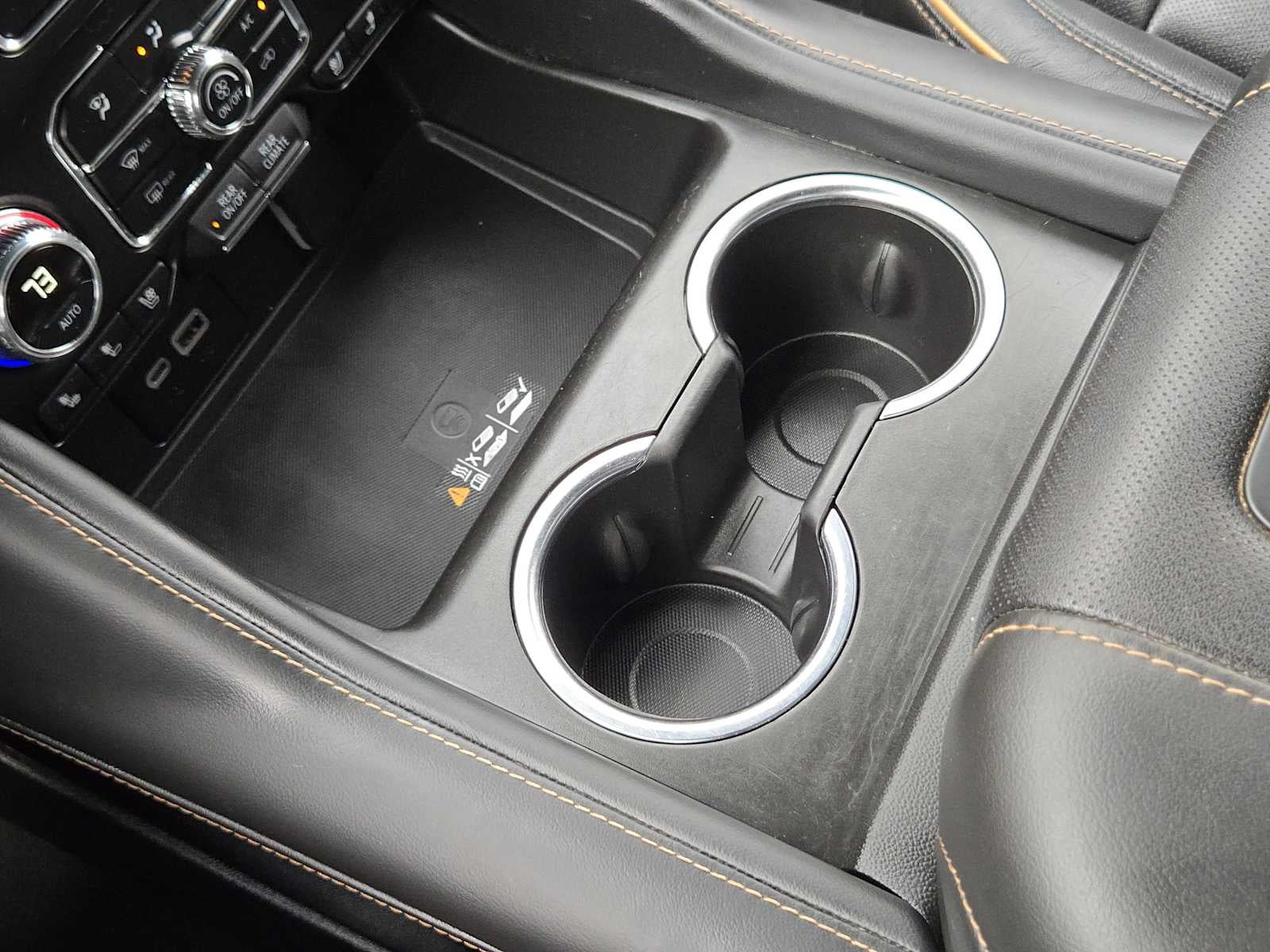 2024 GMC Yukon XL AT4