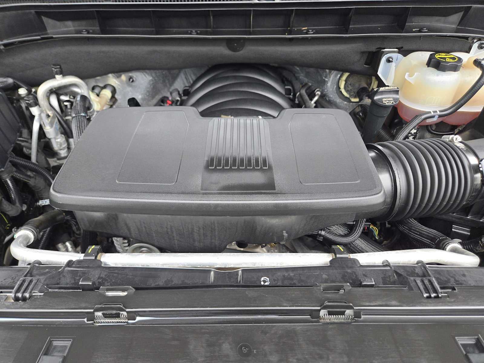 2024 GMC Yukon XL AT4