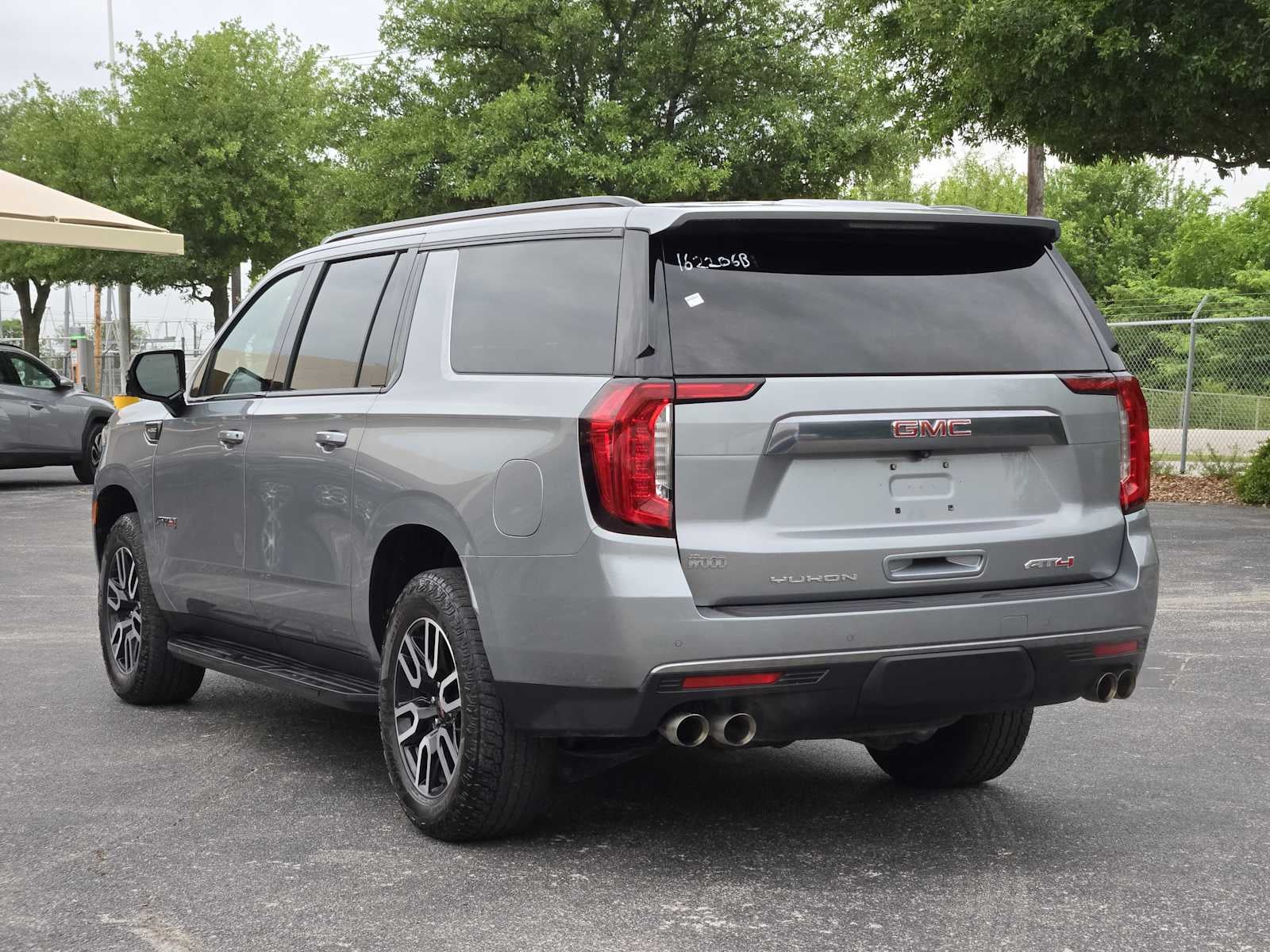 2024 GMC Yukon XL AT4