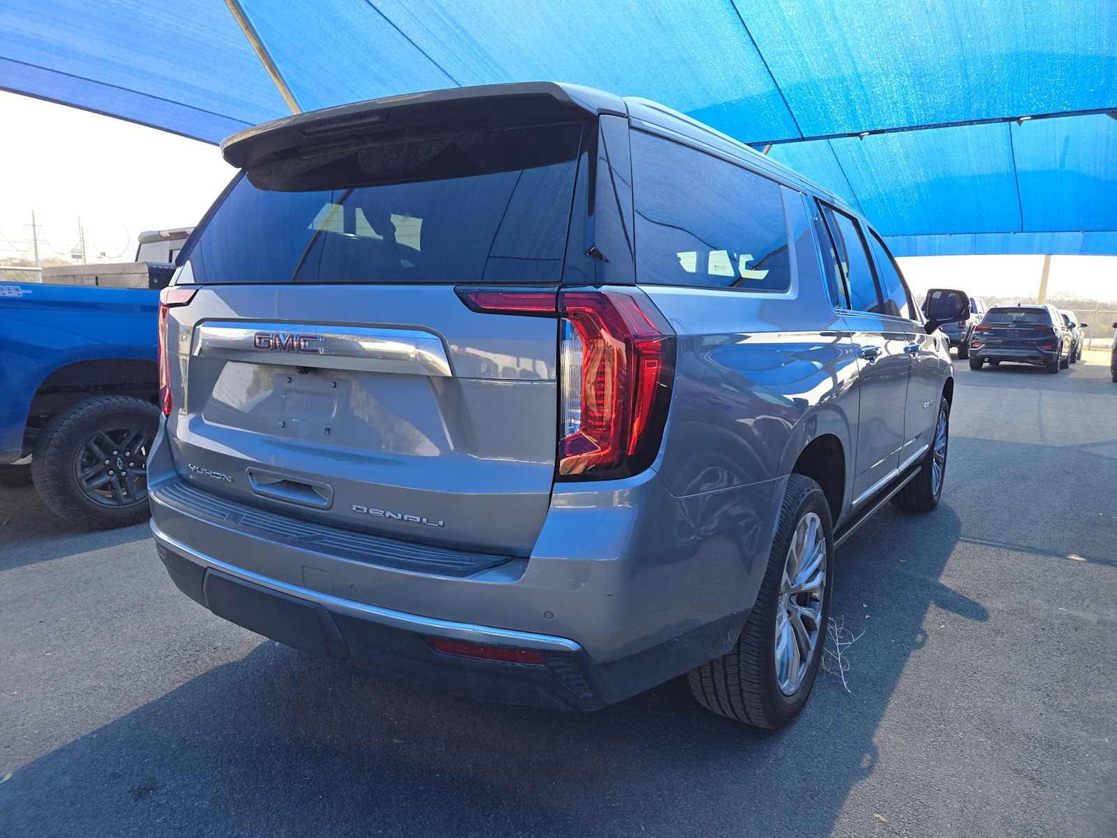 2023 GMC Yukon XL Denali