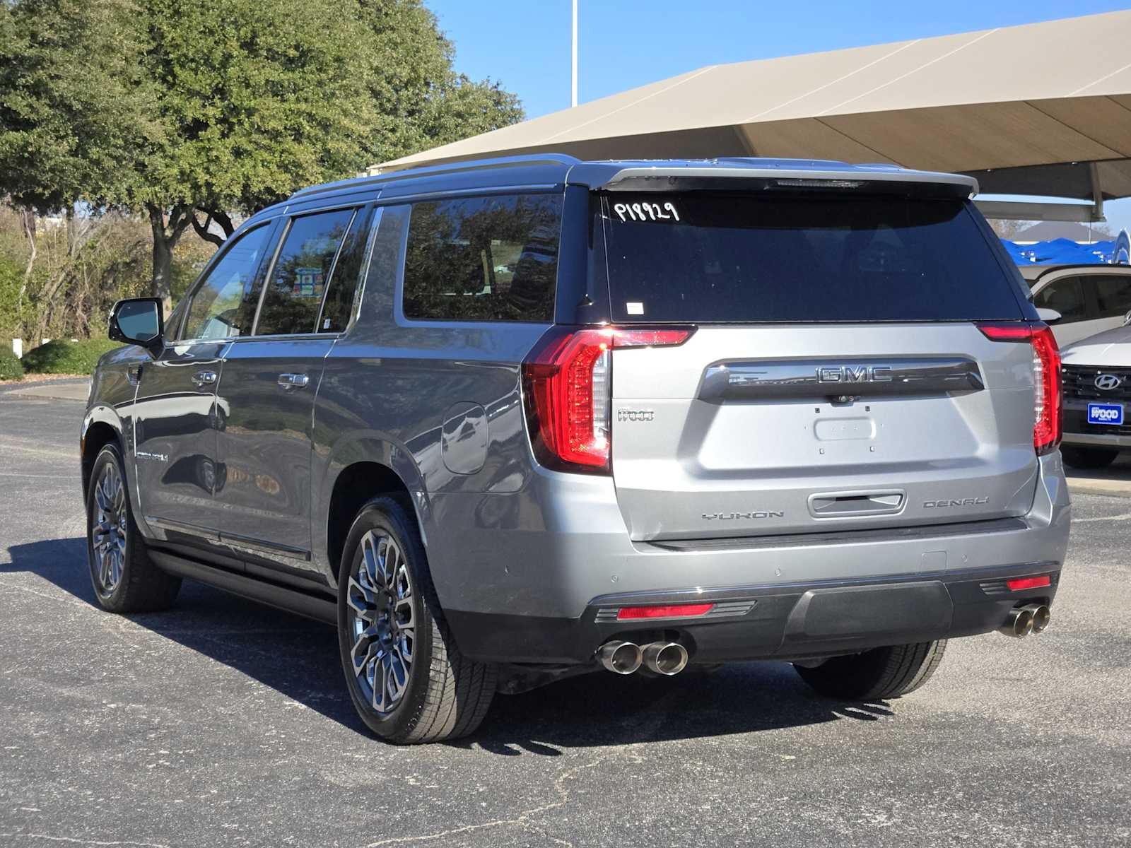 2023 GMC Yukon XL Denali Ultimate