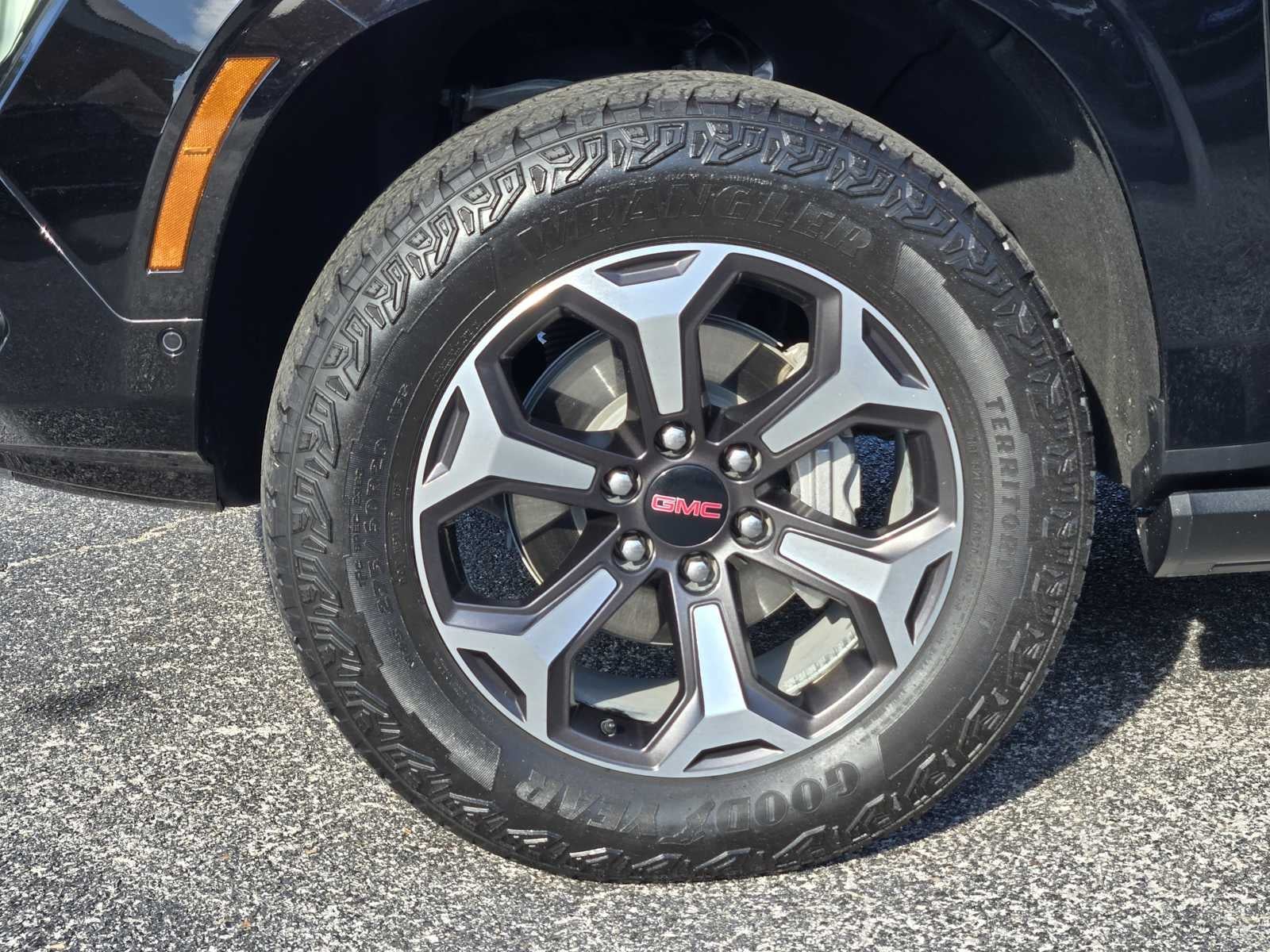 2025 GMC Yukon AT4 Ultimate