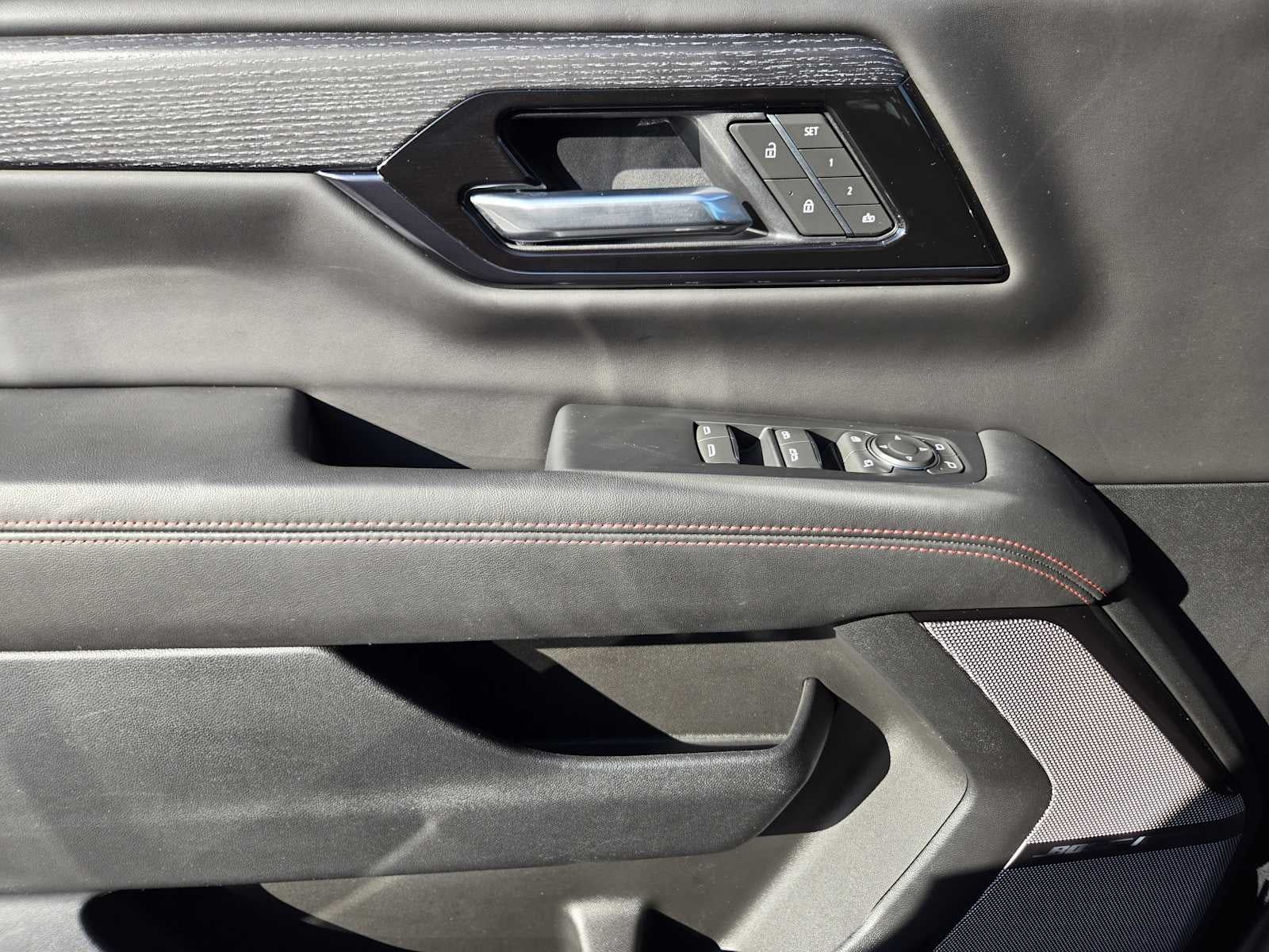 2025 GMC Yukon AT4 Ultimate
