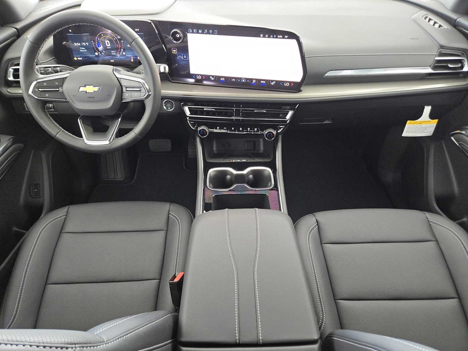 2026 Chevrolet Traverse FWD LT