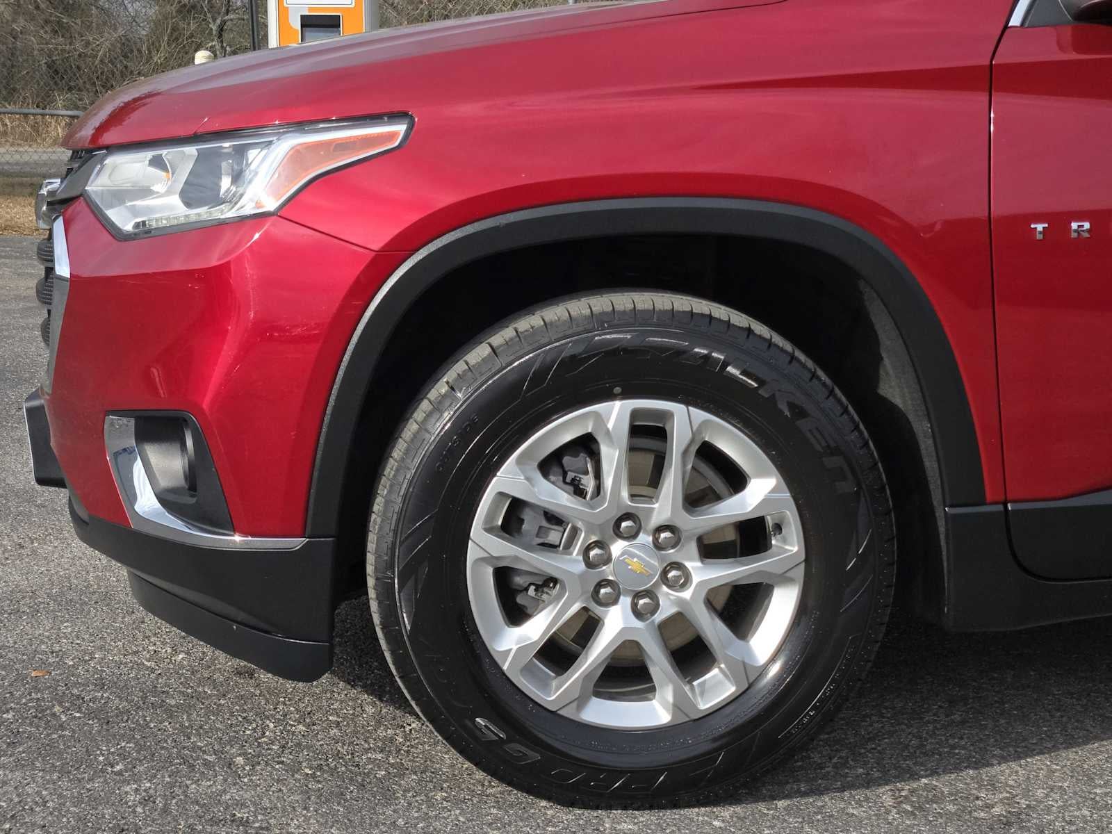 2021 Chevrolet Traverse LT Cloth