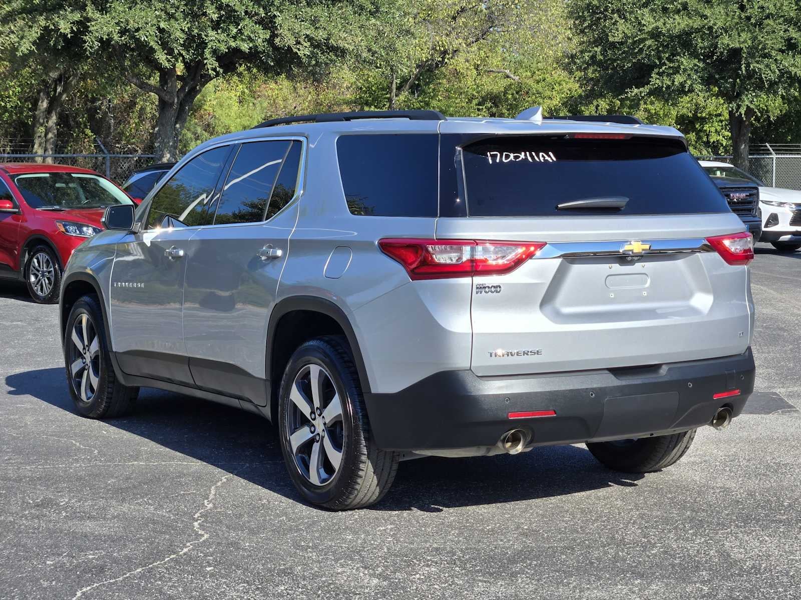 2021 Chevrolet Traverse LT Leather