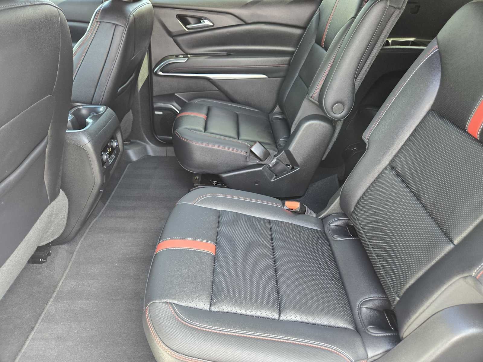 2024 Chevrolet Traverse FWD RS
